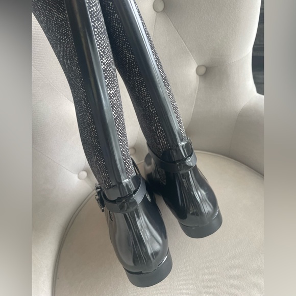 Michael Kors MK Charm black and white Rain boots Size 9 - Picture 12 of 13